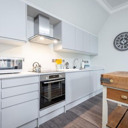 South Street Luxury Apartment * Central * Sleeps 4 Сент-Андрус Экстерьер фото